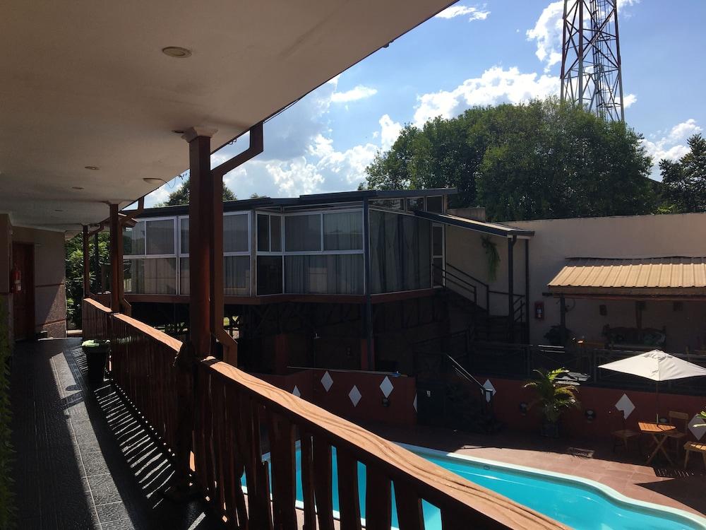 Tupa Boutique Hotel Puerto Iguazu Ngoại thất bức ảnh